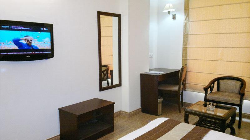 Oyo 1227 Hotel Rousha Inn Ghaziabad Exterior foto